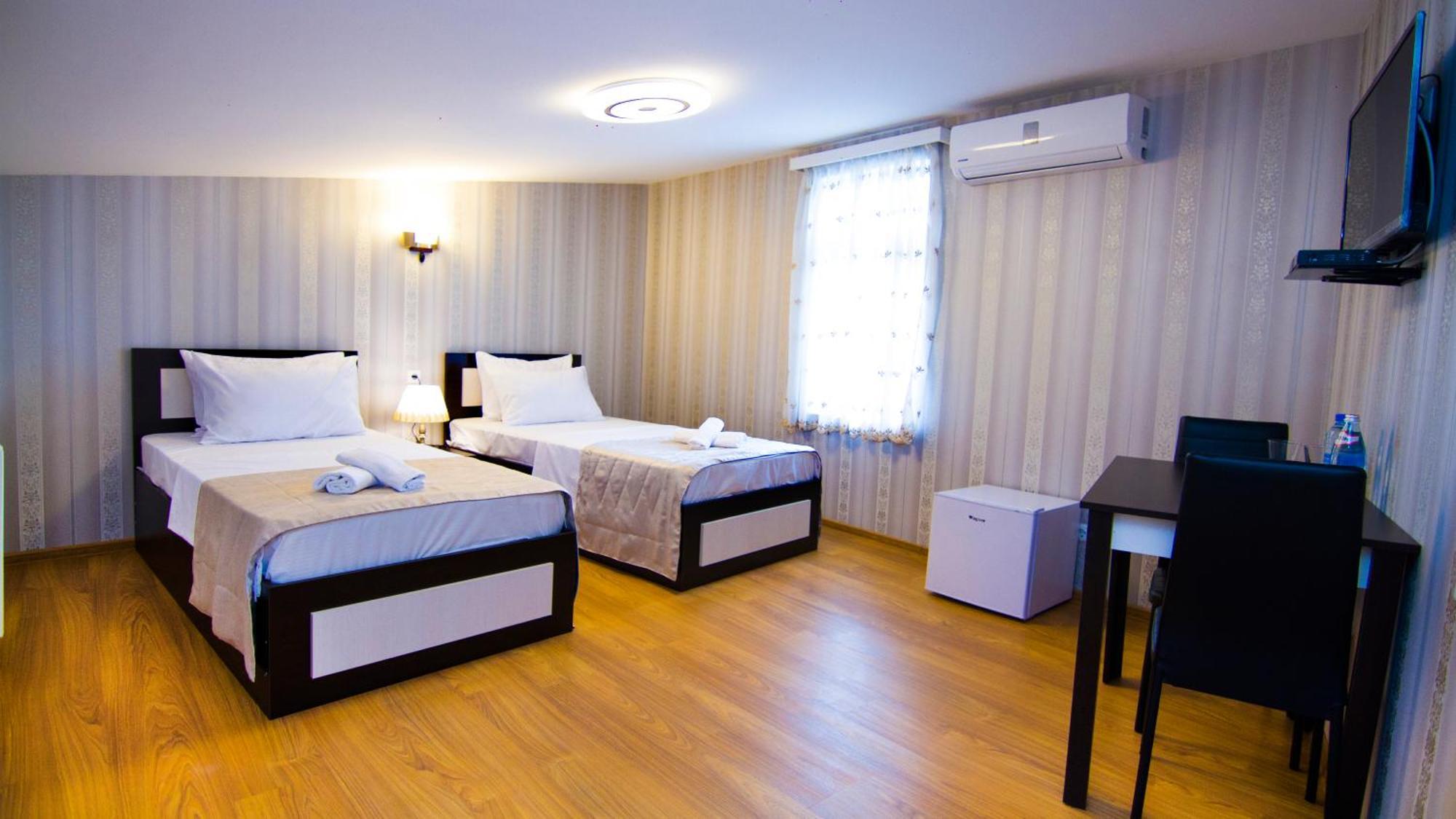 Hotel Brick House Tbilisi Exterior photo