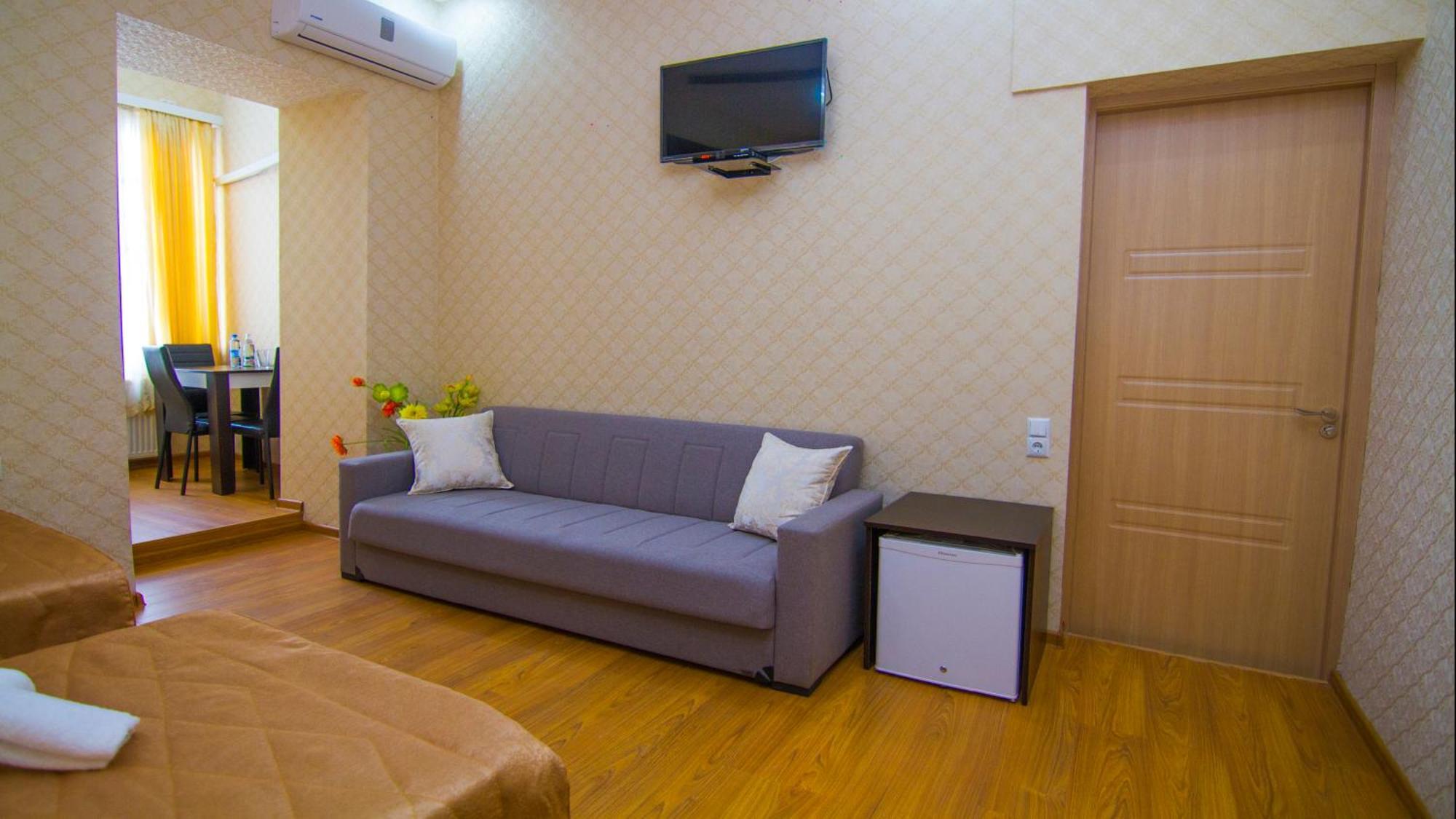 Hotel Brick House Tbilisi Exterior photo